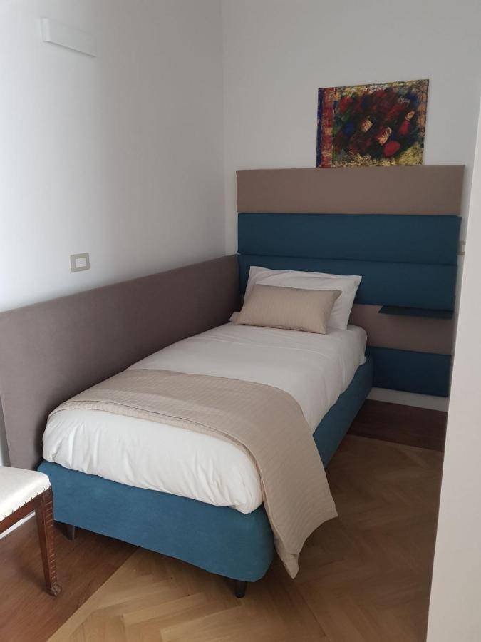 Savoy Riviera Hotel Nápoly Kültér fotó